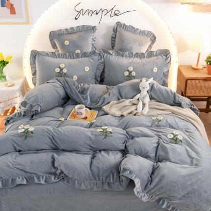 91家纺网 家纺一手货源 找家纺 唐人居 2025新款宝宝绒毛巾绣雏菊系列四件套冬恋雏菊-灰色