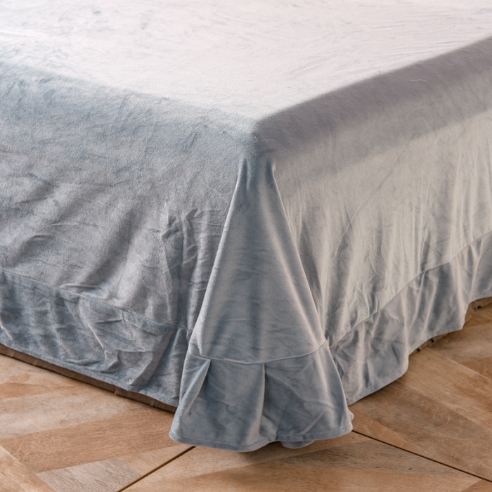 91家纺网 家纺一手货源 找家纺 唐人居 2025新款宝宝绒毛巾绣雏菊系列四件套冬恋雏菊-灰色