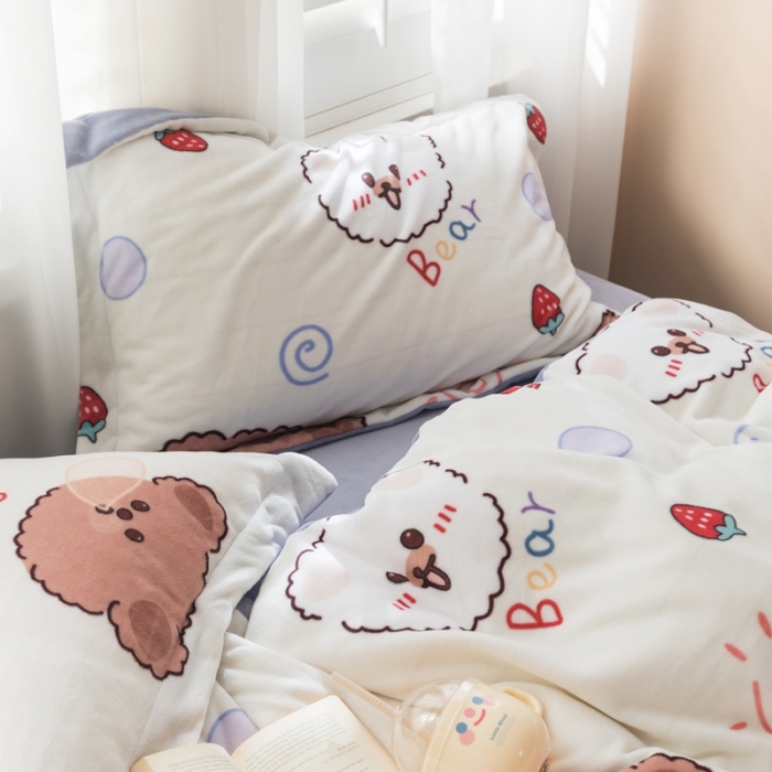 91家纺网 家纺一手货源 找家纺 柚子 2020新款牛奶绒印花大版四件套 泡泡熊