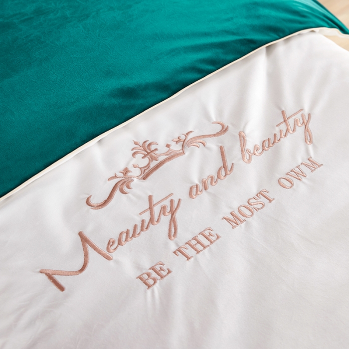 91家纺网 家纺一手货源 找家纺 诗薇娅 2020新款牛奶绒美容床罩四件套 刺绣白+孔雀绿