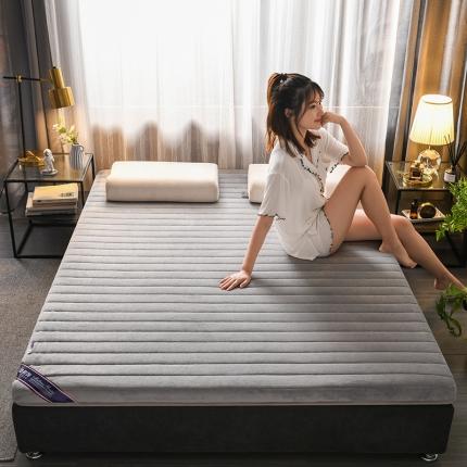 91家纺网 家纺一手货源 找家纺 富威堡 2023新款牛奶绒硬质棉床垫 开心一刻灰