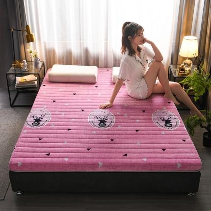 91家纺网 家纺一手货源 找家纺 富威堡 2023新款牛奶绒硬质棉床垫 一鹿为伴粉