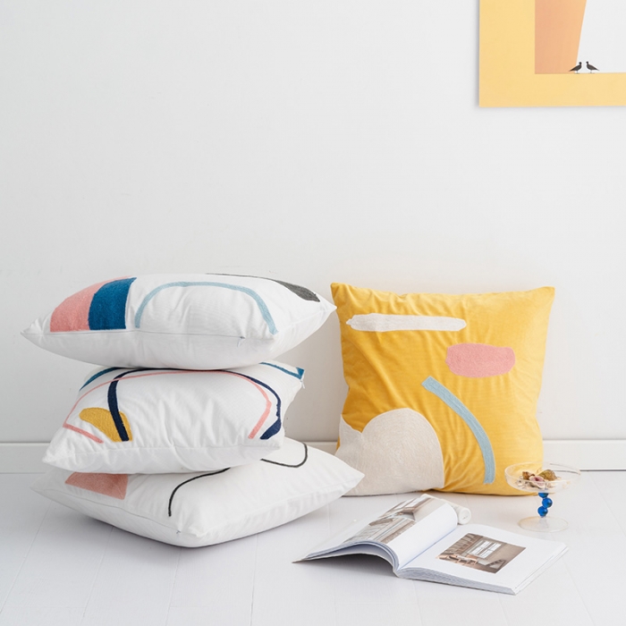 91家纺网 家纺一手货源 找家纺 （总）美茉家居 2020新款灯芯绒毛线绣抱枕