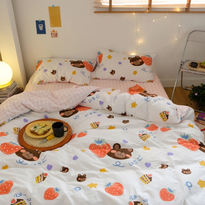 91家纺网 家纺一手货源 找家纺 窝米2020秋季13370全棉四件套萌宠风系列 草莓熊