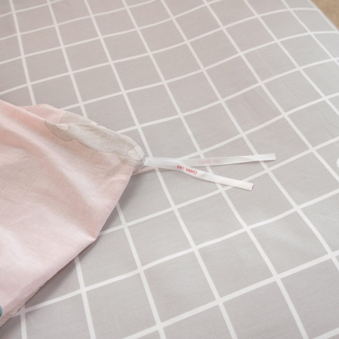 91家纺网 家纺一手货源 找家纺 窝米2020秋季13370全棉四件套萌宠风系列 欢乐熊