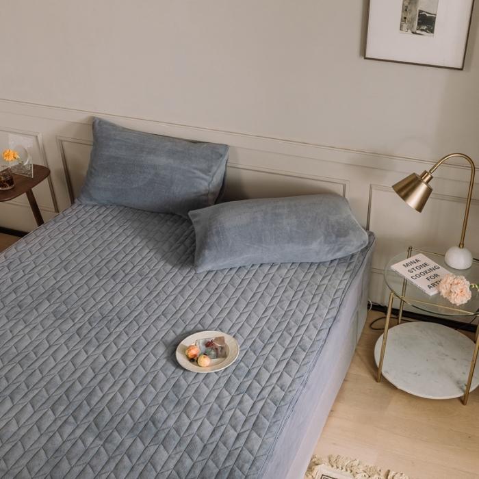 91家纺网 家纺一手货源 找家纺 法芙娜家纺 秋冬加厚牛奶绒夹棉床笠 吸湿排汗保暖 银川灰