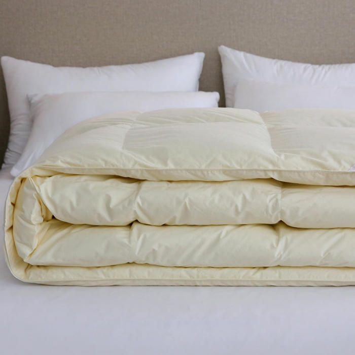 91家纺网 家纺一手货源 找家纺 俏企鹅 2025新款全棉单边羽绒被 米黄