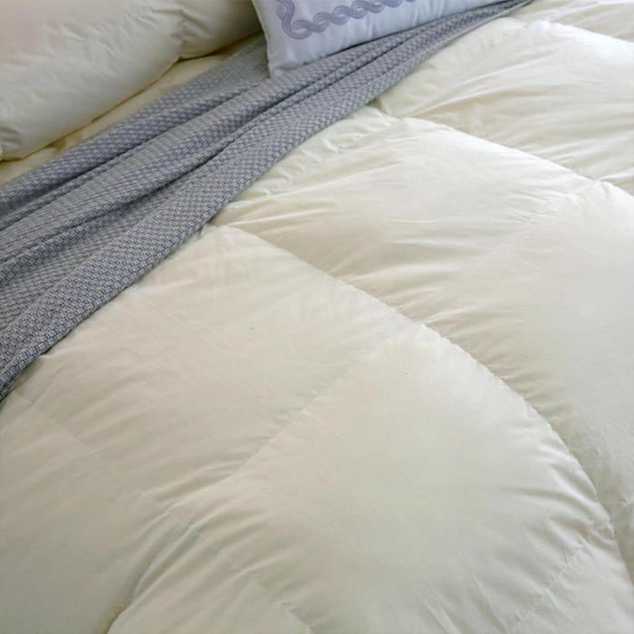 91家纺网 家纺一手货源 找家纺 俏企鹅 2025新款全棉单边羽绒被 米黄