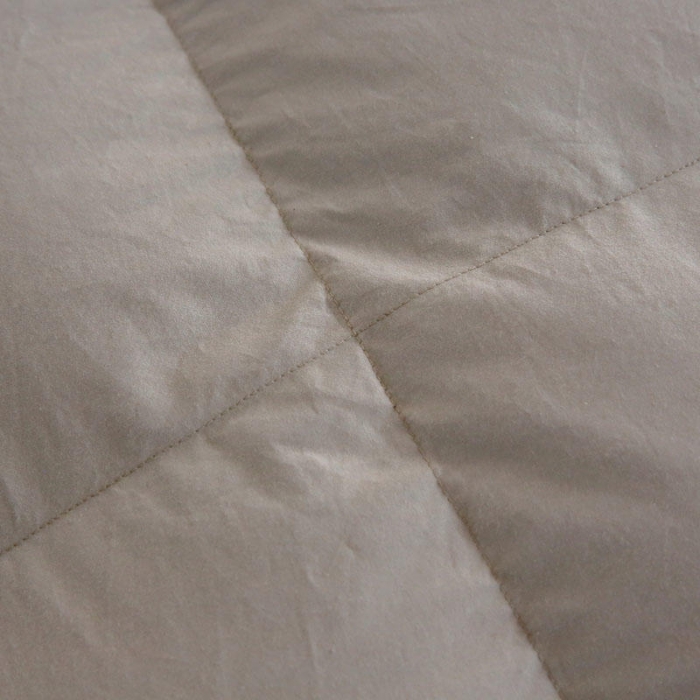 91家纺网 家纺一手货源 找家纺 俏企鹅 2025新款全棉单边羽绒被 浅灰