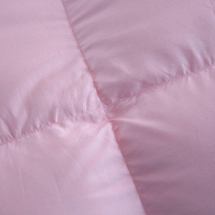 91家纺网 家纺一手货源 找家纺 俏企鹅 2025新款全棉单边羽绒被 樱花粉