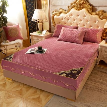 91家纺网 家纺一手货源 找家纺 菊上2021新款加厚水晶绒单床笠金色年华系列 玫粉