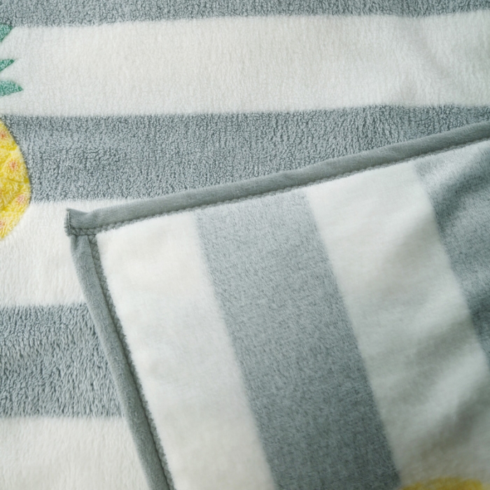 91家纺网 家纺一手货源 找家纺 好艺佳新款240克雪花绒毯法莱绒毯床单加厚毛毯菠萝纹