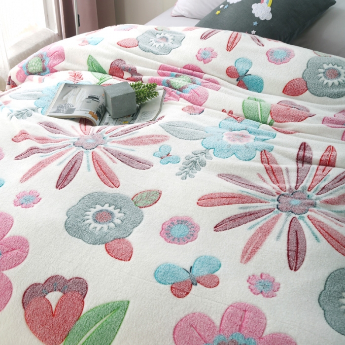 91家纺网 家纺一手货源 找家纺 好艺佳新款240克雪花绒毯法莱绒毯床单加厚毛毯花花世界