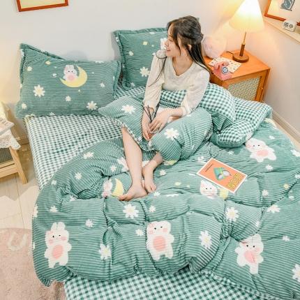 91家纺网 家纺一手货源 找家纺 牛奶绒四件套双面金貂法莱水晶魔法宝宝雕花绒被套