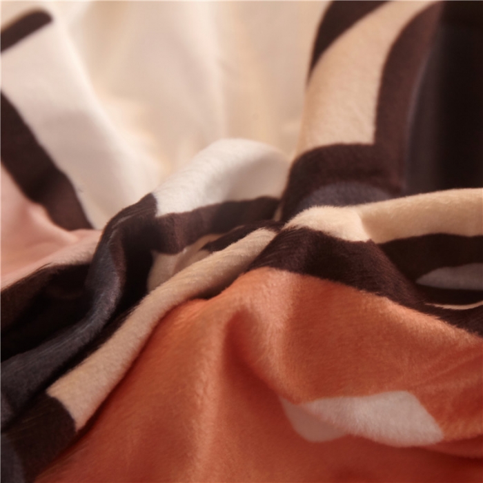 91家纺网 家纺一手货源 找家纺 北纬27度 2020新款羊羔绒多功能毯被套双用 面包家族