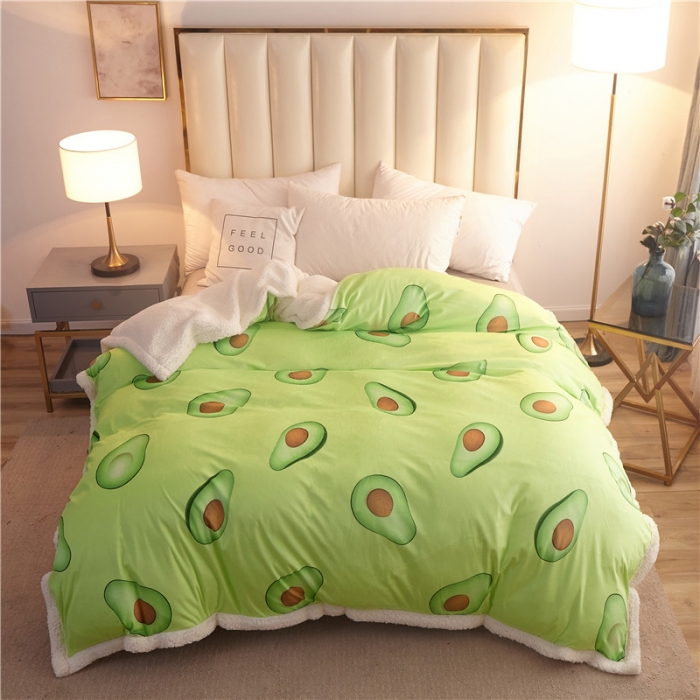 91家纺网 家纺一手货源 找家纺 北纬27度 2020新款羊羔绒多功能毯被套双用 牛油果