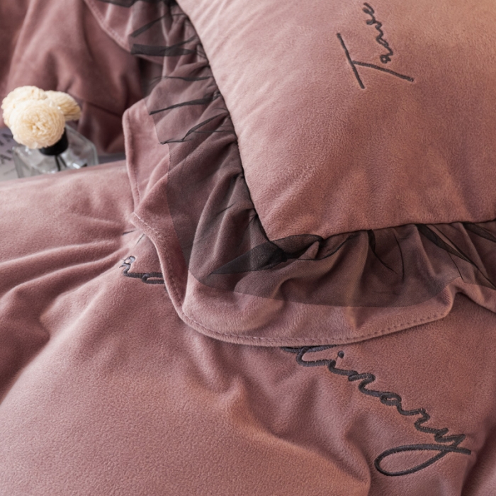 91家纺网 家纺一手货源 找家纺 蓝巢 2020新款水晶绒蕾丝边四件套 绒-豆沙