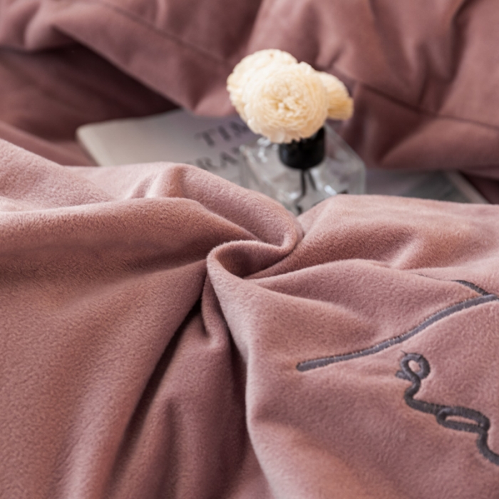 91家纺网 家纺一手货源 找家纺 蓝巢 2020新款水晶绒蕾丝边四件套 绒-豆沙