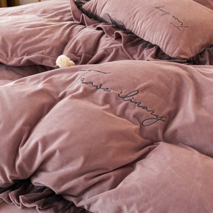 91家纺网 家纺一手货源 找家纺 蓝巢 2020新款水晶绒蕾丝边四件套 绒-豆沙