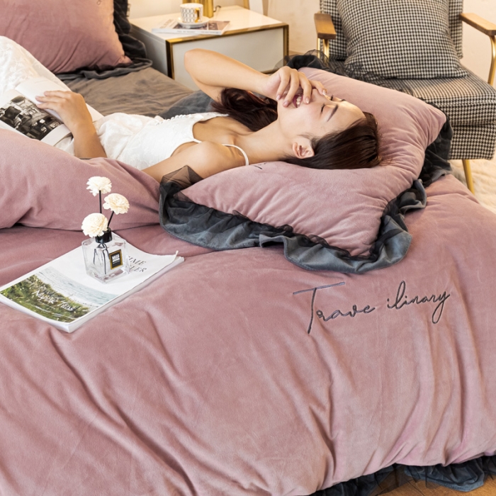 91家纺网 家纺一手货源 找家纺 蓝巢 2020新款水晶绒蕾丝边四件套 绒-豆沙深灰