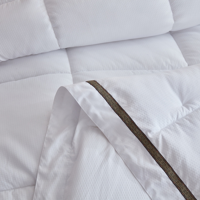 91家纺网 家纺一手货源 找家纺 （总）啊雅 2025新款暖毛绒羽丝绒冬被