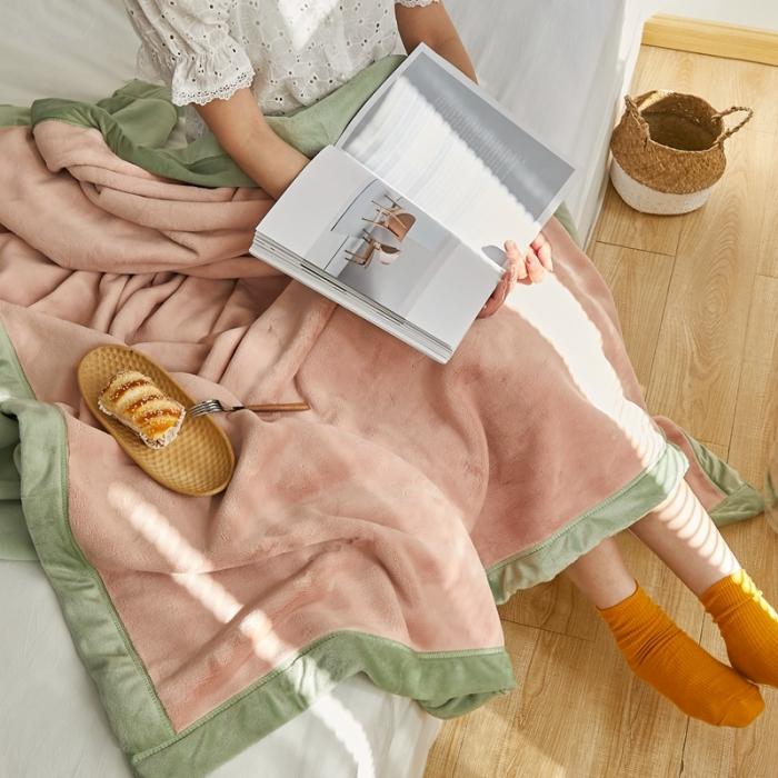 91家纺网 家纺一手货源 找家纺 法芙娜家纺 新品 AB复合毯 牛奶绒加厚毛毯 粉绿