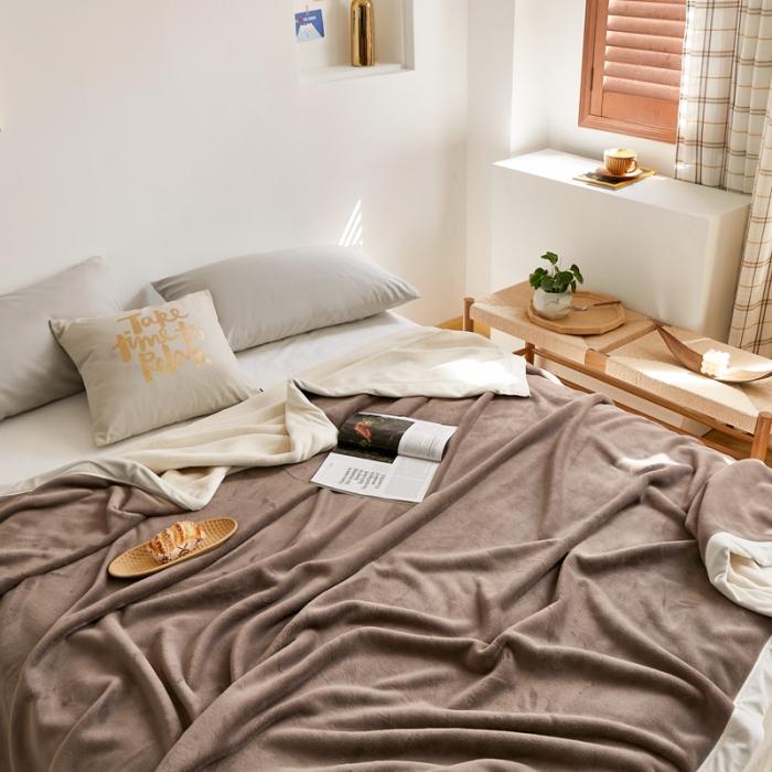 91家纺网 家纺一手货源 找家纺 法芙娜家纺  新品 AB复合毯 牛奶绒加厚毛毯 咖白