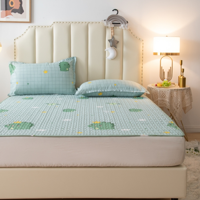 91家纺网 家纺一手货源 找家纺 床笠人家 2021新款全棉夹棉防水床护垫 动漫恐龙