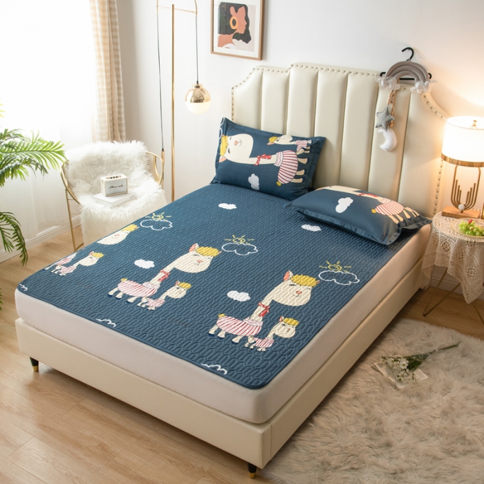 91家纺网 家纺一手货源 找家纺 床笠人家 2021新款全棉夹棉防水床护垫 欢乐玩伴