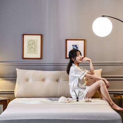 一兰2020新款韩国绒立体三角靠垫床头大靠垫床上靠背条纹米色