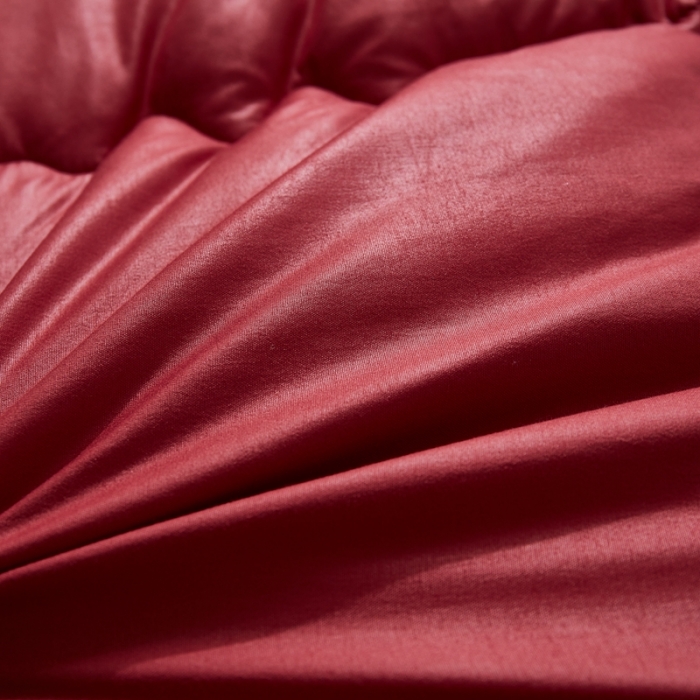 91家纺网 家纺一手货源 找家纺 啊雅家居 2025新款柔赛丝保暖立体羽丝绒冬被 酒红色