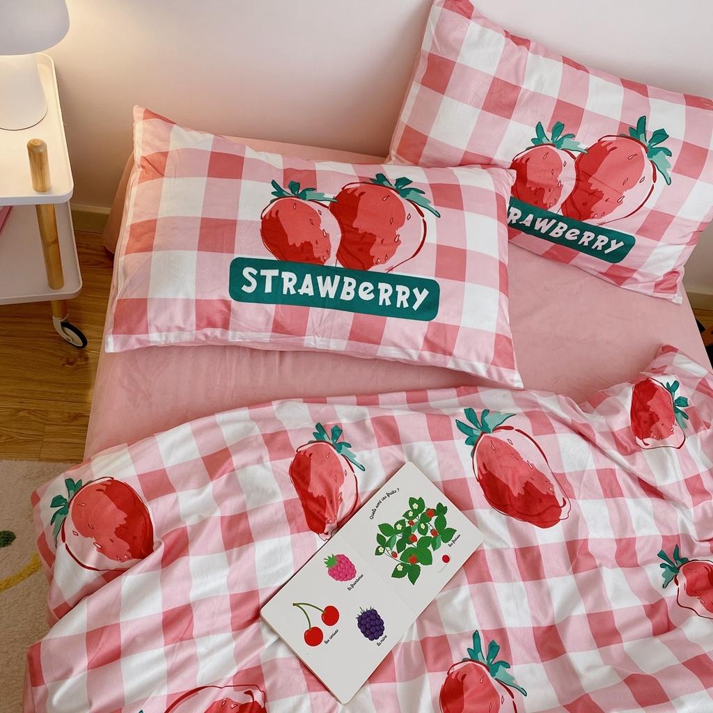 91家纺网 家纺一手货源 找家纺 星期八 2020原创设计师款牛奶绒四件套 可爱草莓