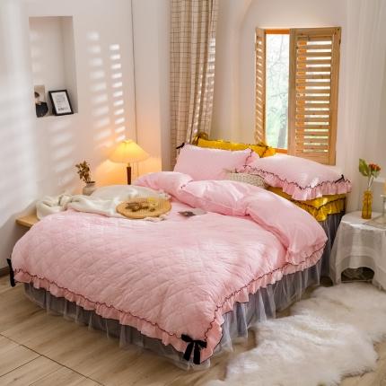 91家纺网 家纺一手货源 找家纺 （总）嗨购 2020新款夹棉水晶绒韩版花边四件套