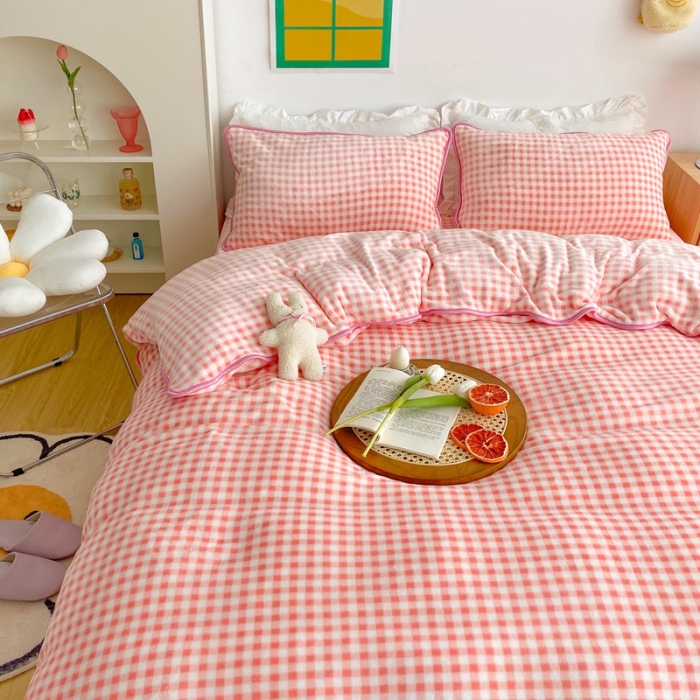 91家纺网 家纺一手货源 找家纺 顾里 2020新款韩国ins高端保暖牛奶绒套件 粉格