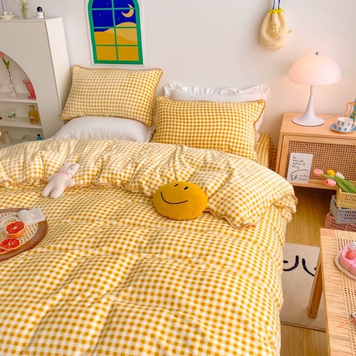 91家纺网 家纺一手货源 找家纺 顾里 2020新款韩国ins高端保暖牛奶绒套件 黄格