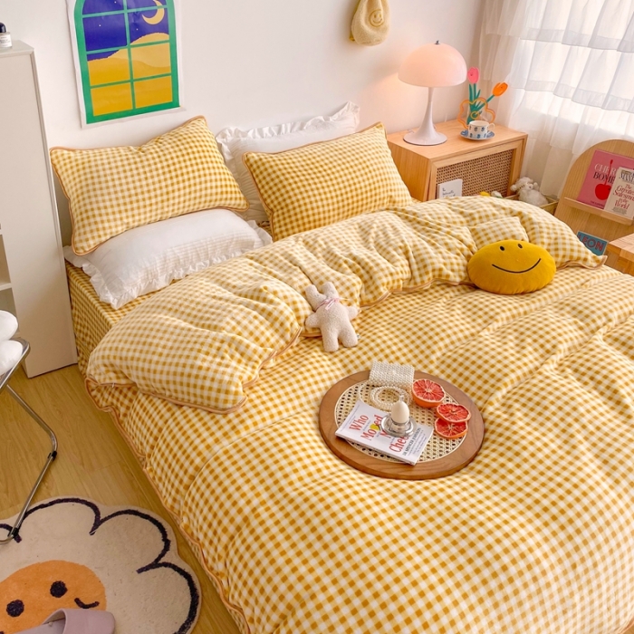 91家纺网 家纺一手货源 找家纺 顾里 2020新款韩国ins高端保暖牛奶绒套件 黄格