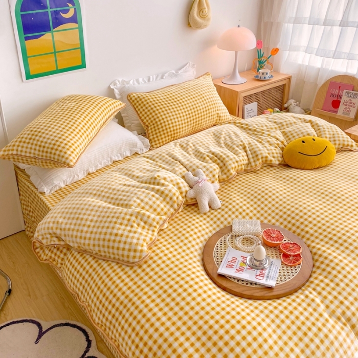 91家纺网 家纺一手货源 找家纺 顾里 2020新款韩国ins高端保暖牛奶绒套件 黄格