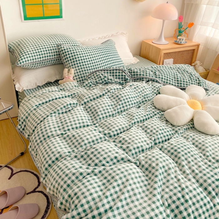 91家纺网 家纺一手货源 找家纺 顾里 2020新款韩国ins高端保暖牛奶绒套件 绿格