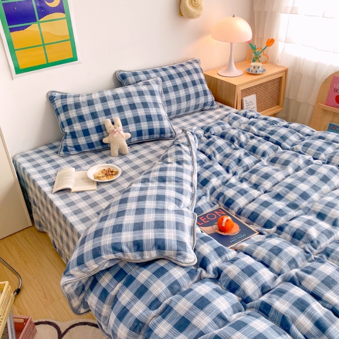 91家纺网 家纺一手货源 找家纺 顾里 2020新款韩国ins高端保暖牛奶绒套件 蓝灰格