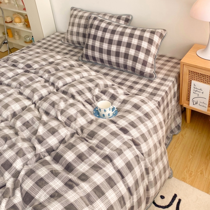 91家纺网 家纺一手货源 找家纺 顾里 2020新款韩国ins高端保暖牛奶绒套件 雾霾灰