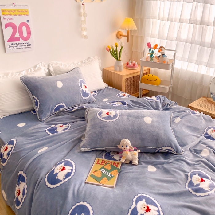 91家纺网 家纺一手货源 找家纺 顾里 2020新款韩国ins高端保暖牛奶绒套件 爱心绵羊