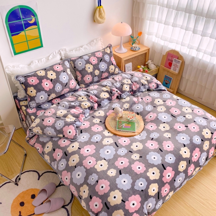 91家纺网 家纺一手货源 找家纺 顾里 2020新款韩国ins高端保暖牛奶绒套件 彩色小花