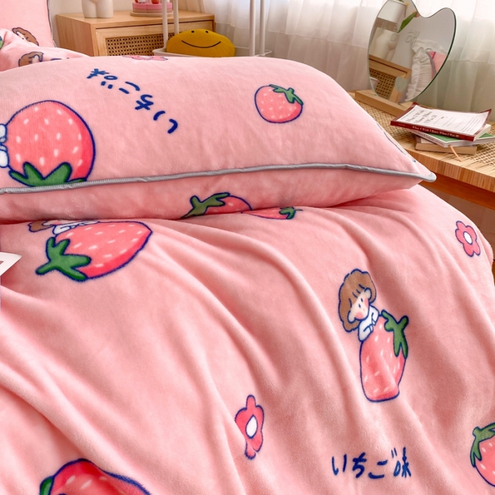 91家纺网 家纺一手货源 找家纺 顾里 2020新款韩国ins高端保暖牛奶绒套件 草莓女孩