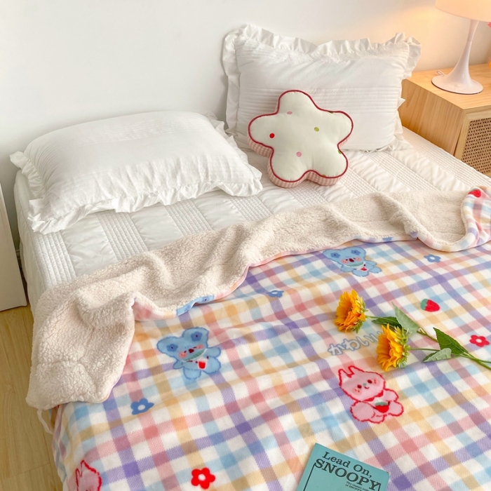 91家纺网 家纺一手货源 找家纺 顾里2020新款ins网红少女心温暖牌羊羔绒毯 彩格考拉