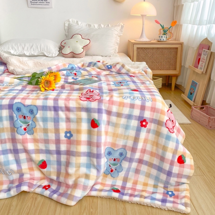 91家纺网 家纺一手货源 找家纺 顾里2020新款ins网红少女心温暖牌羊羔绒毯 彩格考拉