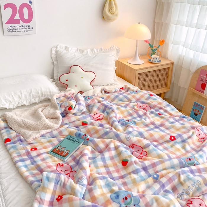 91家纺网 家纺一手货源 找家纺 顾里2020新款ins网红少女心温暖牌羊羔绒毯 彩格考拉