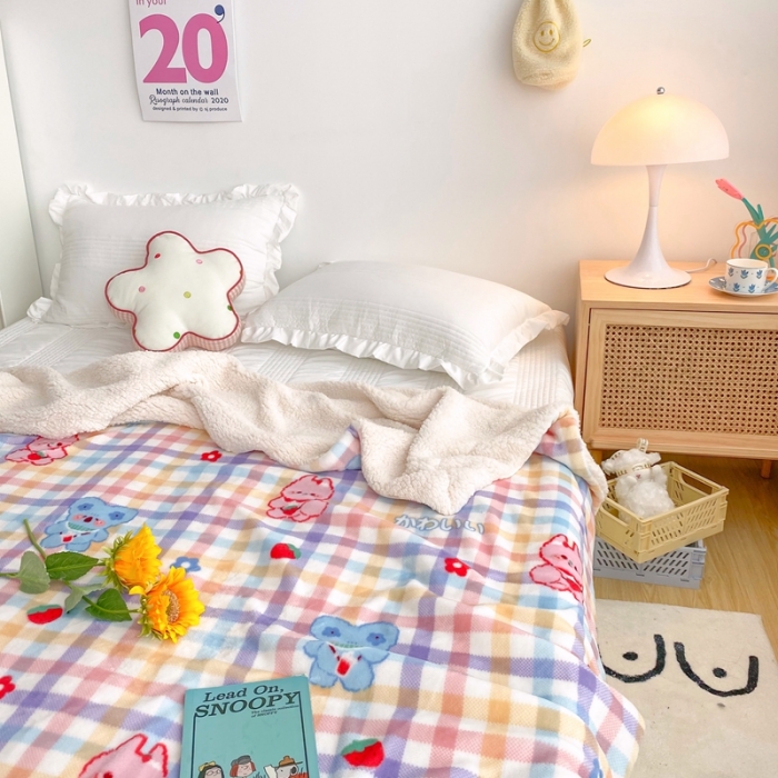 91家纺网 家纺一手货源 找家纺 顾里2020新款ins网红少女心温暖牌羊羔绒毯 彩格考拉