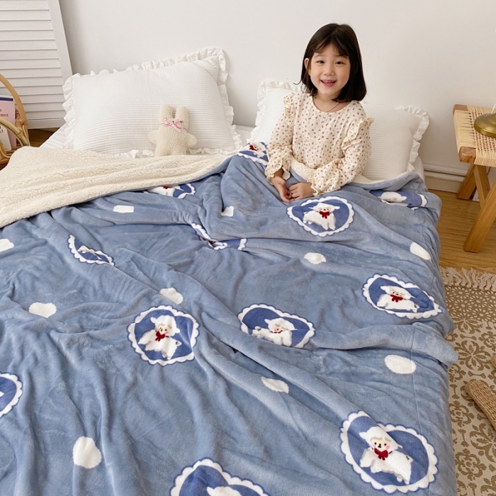 91家纺网 家纺一手货源 找家纺 顾里2020新款ins网红少女心温暖牌羊羔绒毯 爱心绵羊