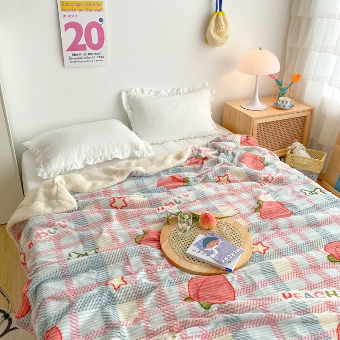 91家纺网 家纺一手货源 找家纺 顾里 新款ins网红少女心温暖牌魔法牛奶绒毛毯 冰淇淋蜜桃