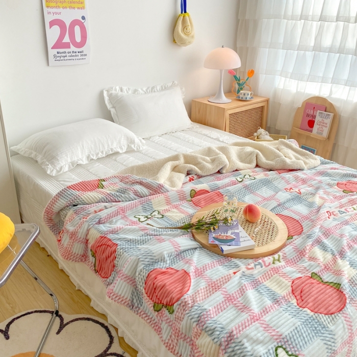 91家纺网 家纺一手货源 找家纺 顾里 新款ins网红少女心温暖牌魔法牛奶绒毛毯 冰淇淋蜜桃